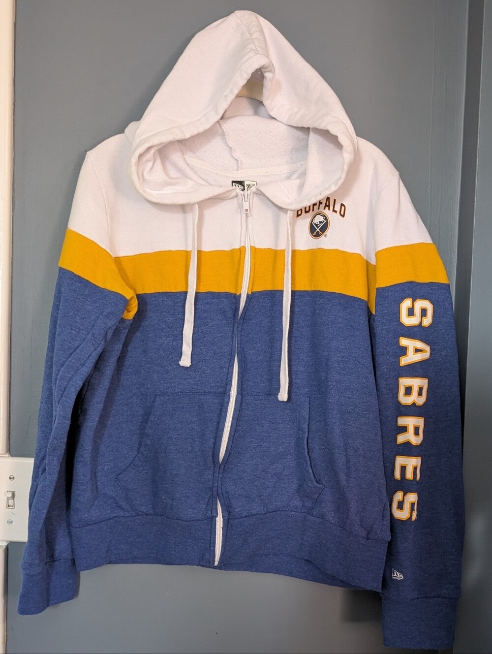 GUC New Era Buffalo Sabres NHL Zip Hoodie Ladies Large *R11